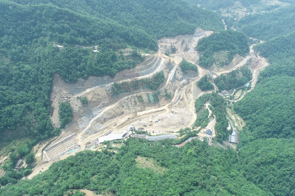 火力全開(kāi)！下月路項(xiàng)目建設(shè)駛?cè)搿翱燔?chē)道”